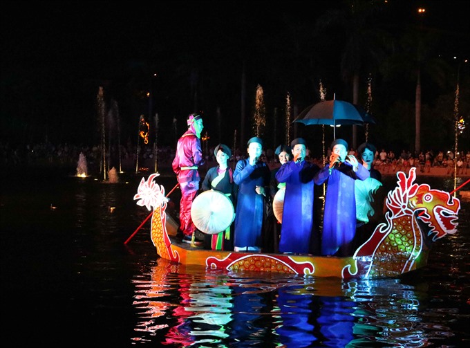 Bắc Ninh residents treated to love duets on boats every Saturday