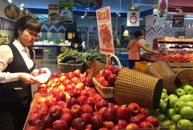 Vietnamese spend VND 15 trillion importing fruits in first seven months