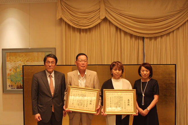 Two Japanese honored for their great contribution to Vietnam – Japan friendship