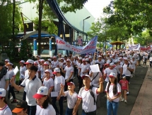 hcm city over 5000 walk for ao victims people with disabilities