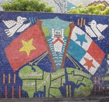 hanoi ceramic road promotes friendship