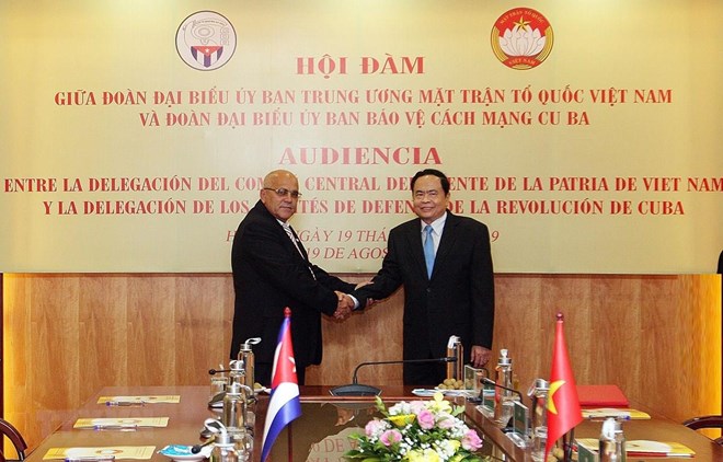 Front leader: Vietnam ready to share reform experience with Cuba