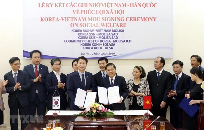 Vietnam, RoK beef up cooperation in social welfare