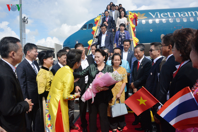NA Chairwoman visits Thailand’s Udon Thani province, meets Vietnamese community