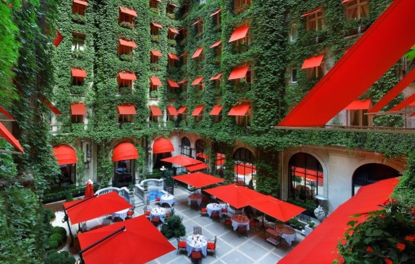 8 Most Amazing Hotels in France