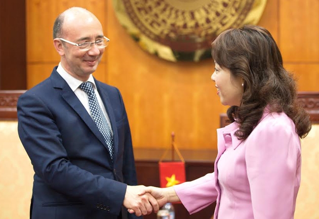 To strengthen cooperation between Vietnam and French Community of Belgium
