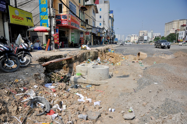 ‘The curved road’ still in mess after 4 years of construction