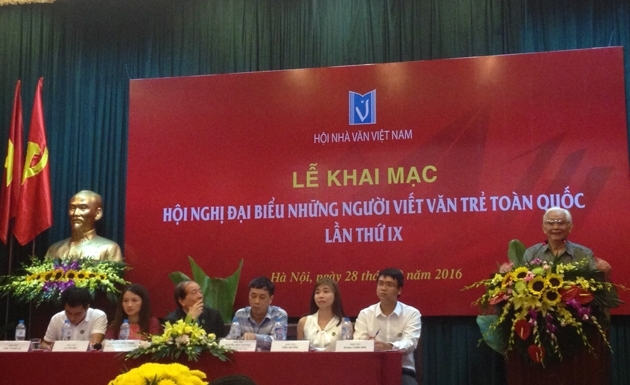 Young writers conference in Hanoi