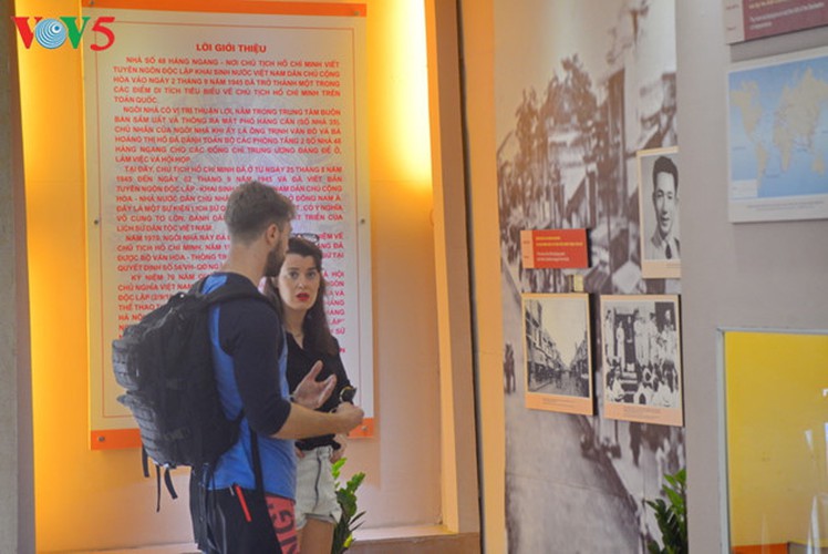 visiting the house where vietnam declaration of independence was written hinh 10