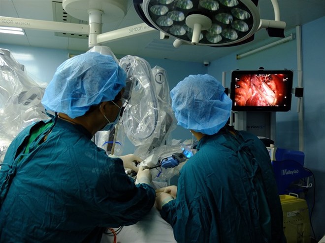 vns first robotic surgery on patient with lung cancer done