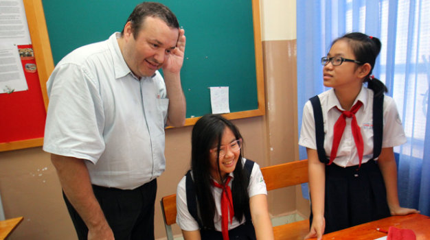 Phuc or Fuchsia? Should Vietnamese students have Western names in English classes?