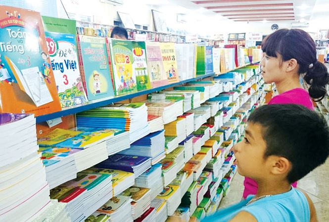 Textbook publishing house reap big profits each school year | Vietnam Times