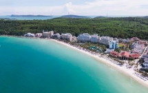 phu quoc faces serious staff shortage in tourism industry