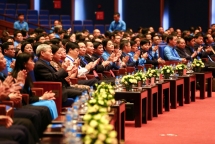 12th Vietnam trade union congress elects executive board