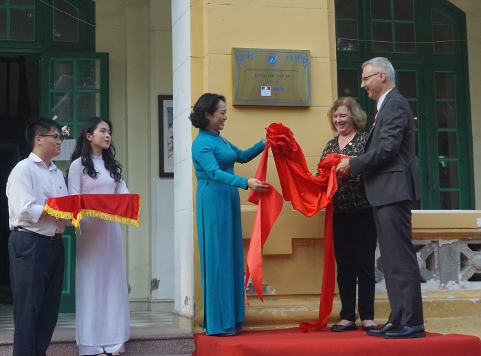 Oldest highschool in Hanoi granted Label FrancEducation