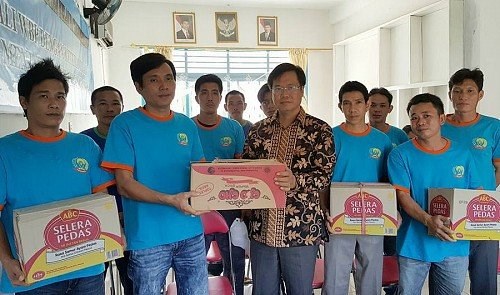Indonesia returns 51 Vietnamese fishermen