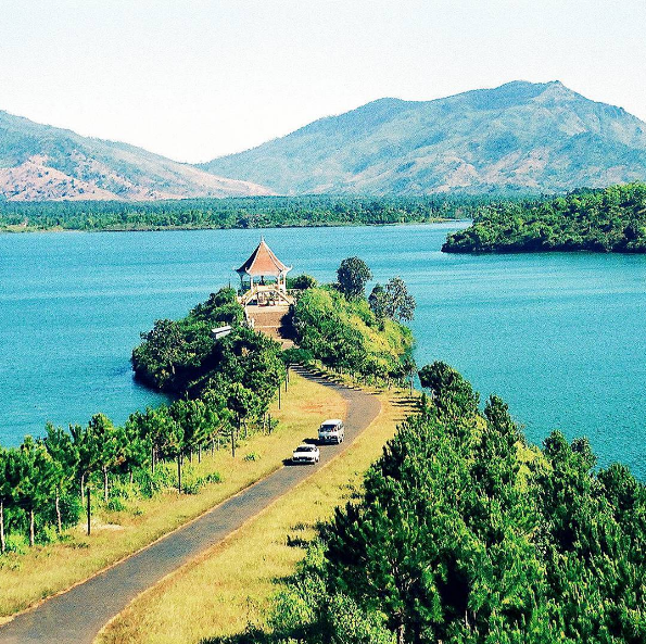 T’nung Lake in Pleiku