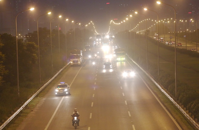 Hanoi suburbs covered by smoke from burnt straw