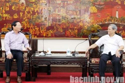 VUFO Vice President Bui Khac Son met with Bac Ninh leader