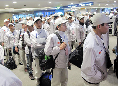 Over 10,300 Vietnamese labourers go to work abroad