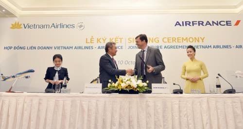 vietnam airlines air france sign joint venture deal