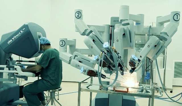 third hospital in vietnam applies robotic endoscopic surgery
