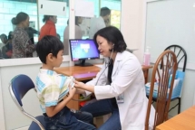 heartbeat vietnam provides free heart check up for children in dien bien