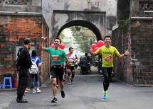 over 2600 runners compete in hanoi intl heritage marathon