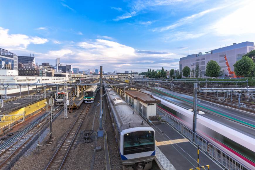 Japanâs trains always on time? Report highlights frequency of rush-hour delays in Tokyo