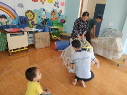 medipeace hands over equipment to 8 rehabilitation rooms for disabled children in quang tri