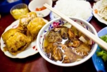 vietnams most delicious dishes a culinary adventure from hanoi to hcmc