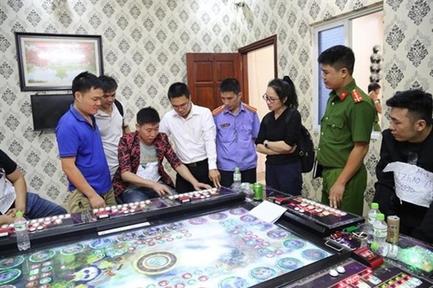 Bac Ninh: 24 Chinese nationals arrested for running gambling dens