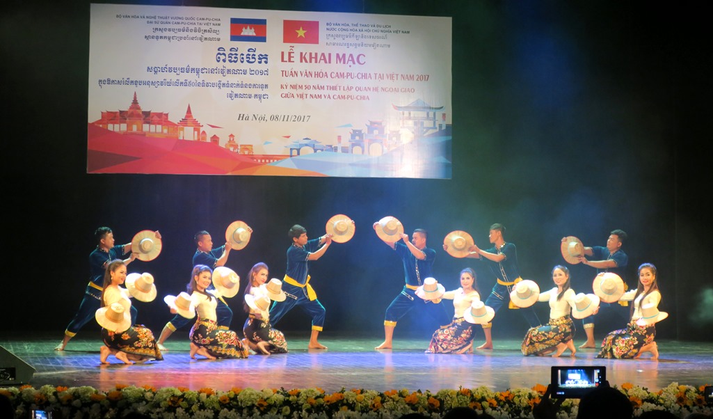 Cambodian cultural week 2017 kick starts in Hanoi