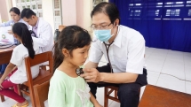 tien giang over 300 children received free heart check up
