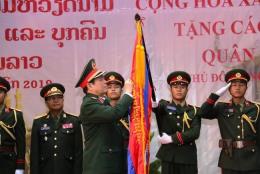 Vietnam confers Gold Star Order on Lao People’s Army