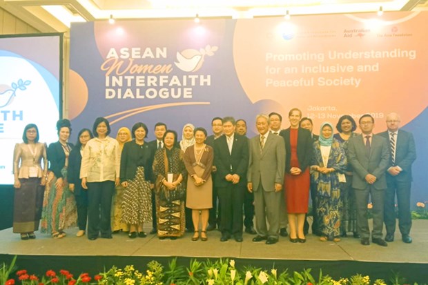 asean emphasizes womens role in maintaining peace