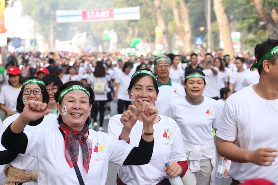 thousands joins hanoi run for children 2016