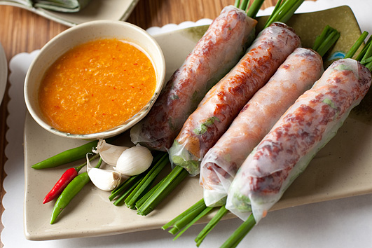 Vietnamese people embellish to American cuisine