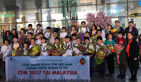vietnam tally up 3 golds at challenge for future mathematicians hinh 0