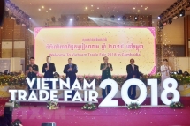 VN, Cambodian trade fair in Dak Nong