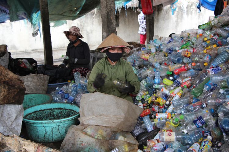Profiting from urban waste in Hoi An