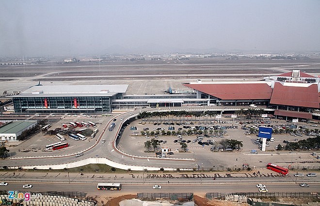 Noi Bai International Airport is one of two largest travel hubs in Vietnam. Photo: Zing