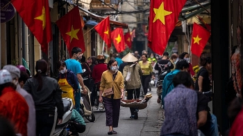 despite covid 19 vietnam government reaffirms determination to overcome challenges